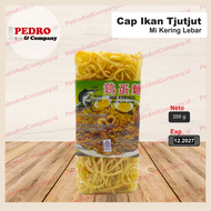 Mie kering cap ikan tjutjut 200 gram - cucut halus mi telor asli TEBAL