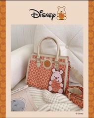 迪士尼小熊維尼焦糖巧酥片吊飾手提/斜背包
