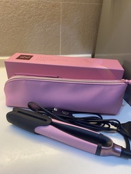 GHD platinum+ professional smart styler