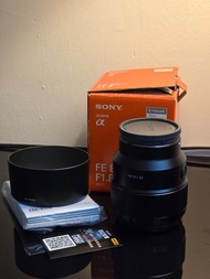 Sony 85mm 1.8