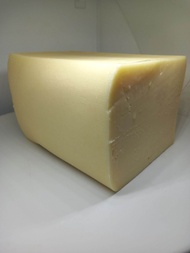 142-15 kg Gouda in ganzen / 1.42-1.5 kg Gouda whole
