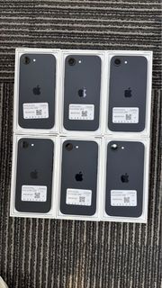 iPhone 16e  128gb 100🔋 3300$