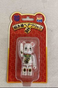 Bearbrick 初代千萬兩 招財貓 白貓100% 