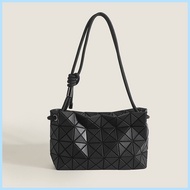 F007hot seller 2024 Spring And Summer Stars Same Geometric Rhombus Bag Fashionable Shoulder Crossbod