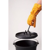 Outdoor camping pot, handmade cast iron pot, uncoated pot, dutch pot,dutch oven