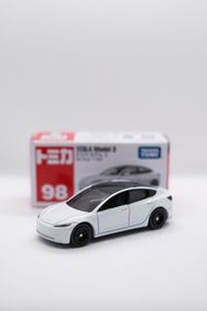 Tomica 98 Tesla Model 3