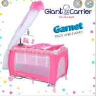 Giant Carrier Garnet Pack and Carry Baby Crib