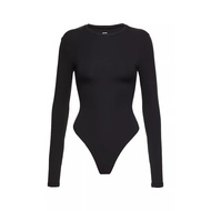 เสื้อชั้นในแขนยาวรัดรูปสำหรับผู้หญิง Skims Kardashian Jennie เสื้อชั้นในลำลองทรงสลิมฟิตสวมใส่สบาย