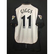 2001/2002 The Century Old Manchester United Double -sided Wearing Retro Football Jersey