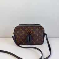 LV Saintonge老花拼黑色牛皮流蘇相機包