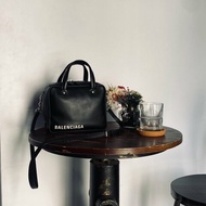 Balenciaga 巴黎世家 黑色全皮方型兩用包/手提包/肩背包/斜背包
