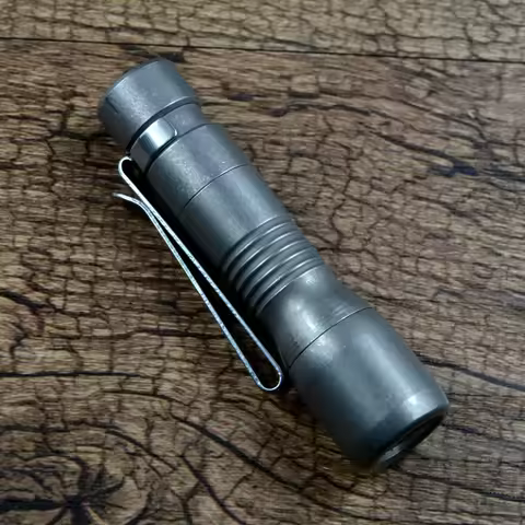 TWOSUN LED05 Flashlight Cree Led Titanium Alloy Torch for Daily Outdoor Camping Hiking
