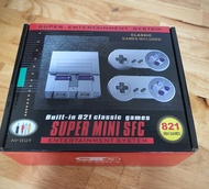 คอนโซลเกม Retro-คอนโซลวิดีโอเกมคลาสสิก SX-89 จำนวน 821 เกม SNES 821 SUPER MINI NEW TV 8 BIT