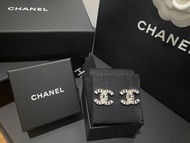 Chanel cc logo 經典款耳環