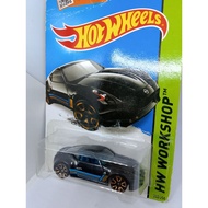 Hot Wheels Nissan 370z + Protector