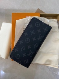 LV Wallet – Black Long Wallet