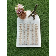 Dozens of chin brooches, chin brooches, dozens of gold brooches