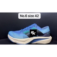 【Brand new without box】Rebel V4 Men Running Shoes Size 42