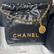 Chanel 22 mini 黑金