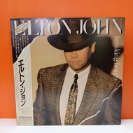 #RR19-53 LP TERPAKAI [ ELTON JOHN - BREAKING HEARTS ] USED LP < NM >