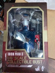Hottoys iron man 3 1/6 scale collectible bust 愛國者 半胸像