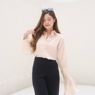 MODEVA - Izzy Flare Sateen Blouse