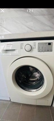 自讓全乾衣二合一洗衣機，新淨慳位一級能源，有𨋢容易取。