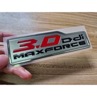 Center * 3.0 Ddi MAXFORCE * ISUZU logo Page D-MAX 2025 3.0 5-86800250-0