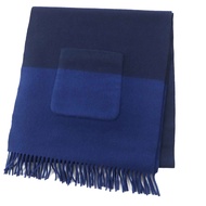 狀況極佳的 HERMES H259096S 100% 羊絨圍巾/披肩，100% 真絲口袋襯裡，海軍藍，顏色流蘇，意大利製造。