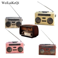 [WeiLaiKeQi] Radio Model Vintage European Style Radio Model Resin Display Silver