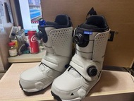 Burton step on genesis M size  Burton step on photon鞋 gray cloud 42碼 全新