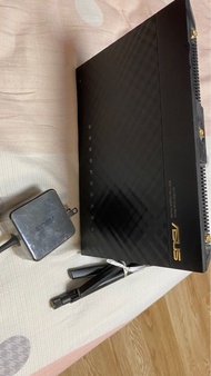 ASUS AC1900 雙頻 Gigabit 路由器