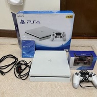 PS4 Slim 1TB 雙手制 新淨跟原裝盒 功能正常少用