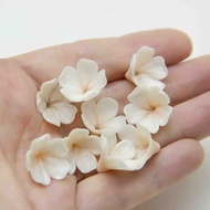 大珍珠/米色花珠聚合物粘土 1.5 厘米米色內花