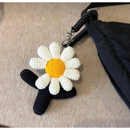 Super cute G-Dragon Daisy lightstick keychain