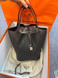 全新Hermes Picotin 22 黑銀 tc皮 W stamp fullset有盒有正單 接受陪驗