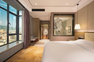 Yading Hotel