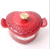 France LE CREUSET new lace carved wings 20cm heart-shaped love cast iron enamel pot home