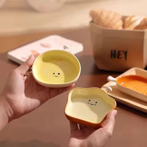 Ceramic Bread Plate Cute Croissant Pattern Dessert Plate Home Creative Plate Ceramic Seasoning Plate