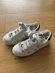 Louis Vuitton shoes