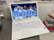 (抵玩, 貼紙未撕)Fujitsu 日本富士通 白武士 鋼琴面 15.6寸手提電腦/hd,ssd/8秒開機/薄款機身 /#2858