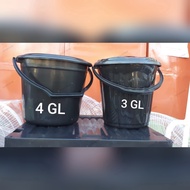 3 gallon plastic bucket + lid 4 gallon plastic bucket/ + lid