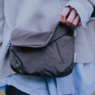 【SS26全新Roamer系列】ENZO 可變式翻蓋手提包(黑色)