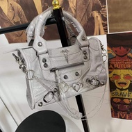 กระเป๋าหนังมอเตอร์ไซค์ขนาดใหญ่สไตล์ย้อนยุค กระเป๋าสะพายไหล่ข้างเดียวแบบสะพายข้างสำหรับเดินทาง กระเป๋