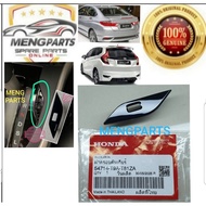 **** CITY T9A JAZZ GK T5A  GEAR KNOB SIDE LID / AUTO GEAR CAP/ PENUTUP GEAR 54714-T9A-T81ZA 54714-T5