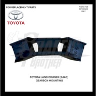 TOYOTA LAND CRUISER (BJ40) GEARBOX MOUNTING