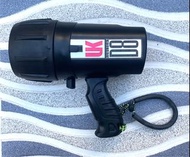 UK 美國D8 日光型潛水手電筒