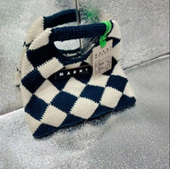 Marni Rhombic Contrast Color Knitted Woven Clutch Bag 2022 Autumn And Winter New Marni Bag Plush Lad