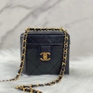 Chanel  書包扣化妝盒 化妝包