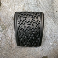 Pad Clutch & Brake Pedal Rubber Brake Clutch Toyota Corolla AE80 GL EE80 SE Saloon AE92 EE90 Twincam